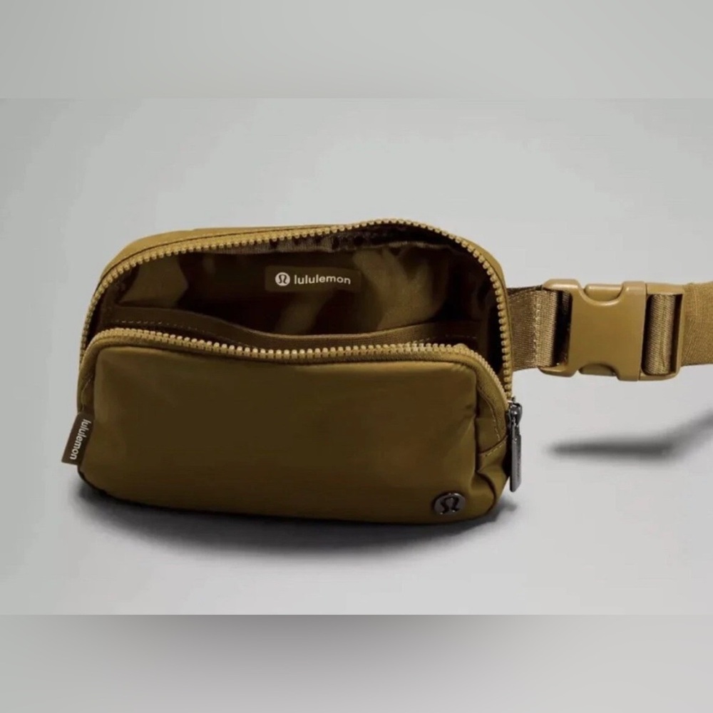NWOT lululemon Everywhere Belt Bag Burnt Caramel 1L Unisex LU9AX2S - Picture 2 of 6